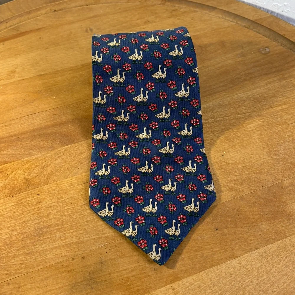 Taylor &‎ Butler Reine Seide Blue Geese Goose Red Flower Print Silk Tie England